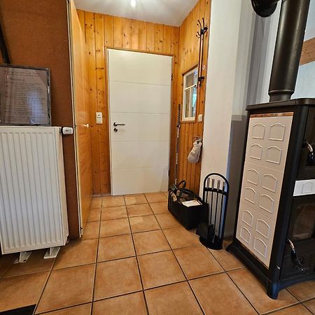 Kleines Ferienhaus Luettje Backhuus 35516 Uplengen Екстериор снимка