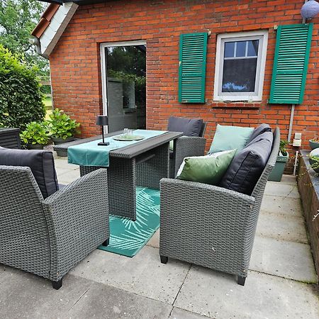 Kleines Ferienhaus Luettje Backhuus 35516 Uplengen Екстериор снимка