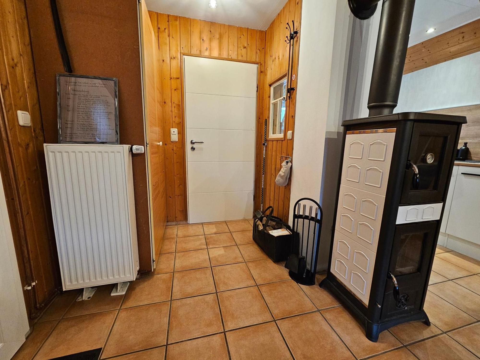 Kleines Ferienhaus Luettje Backhuus 35516 Uplengen Екстериор снимка