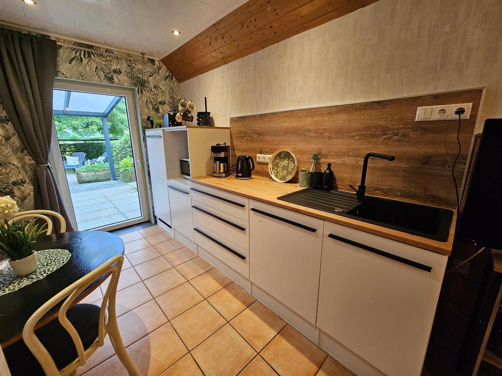 Kleines Ferienhaus Luettje Backhuus 35516 Uplengen Екстериор снимка