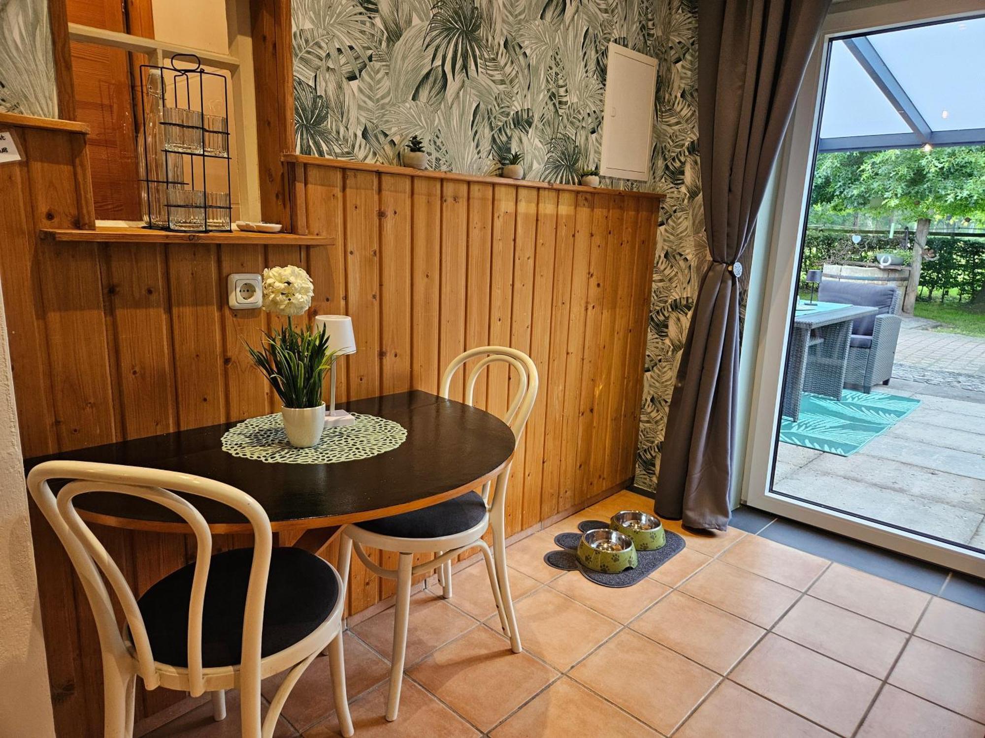 Kleines Ferienhaus Luettje Backhuus 35516 Uplengen Екстериор снимка